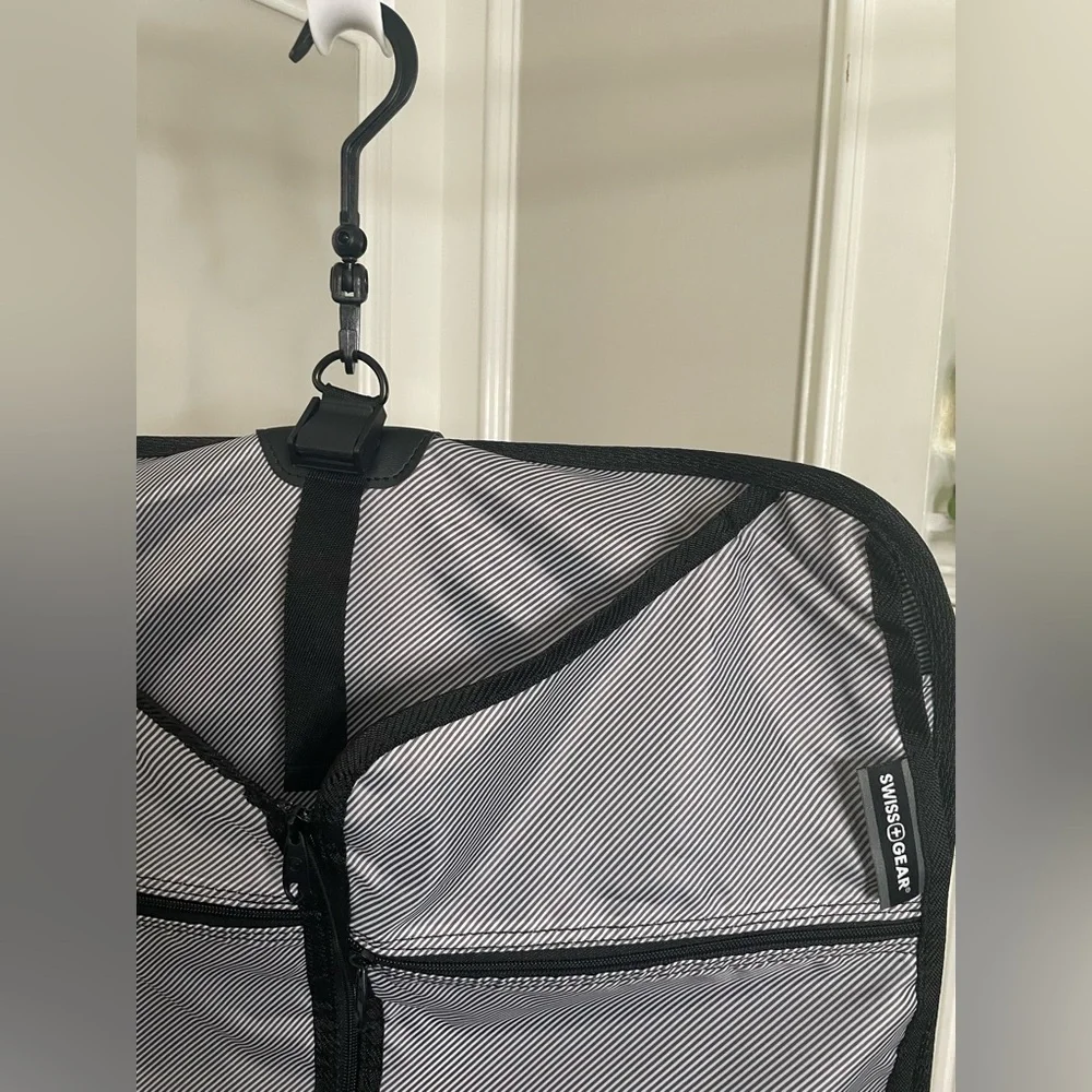 SWISSGEAR Getaway 22